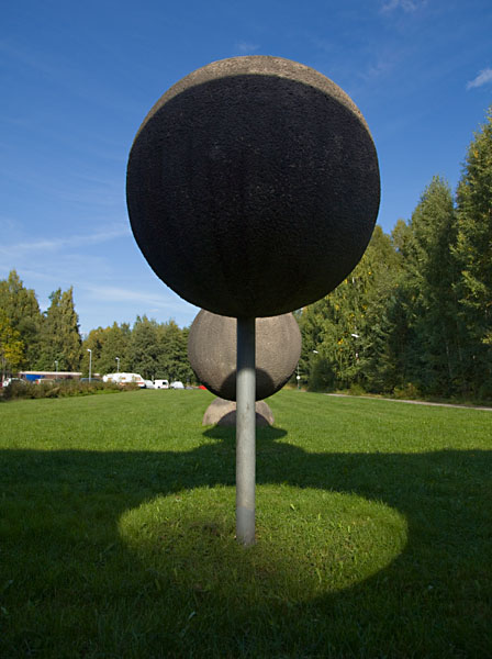 Mantelinpuistoa